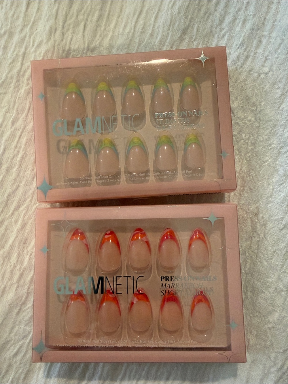 Glamnetic short almond Press-On Nails - Two-Tone French Tip Set (Green & Red)